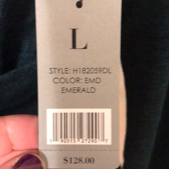 NWT ZoZo top - Picture 4 of 6